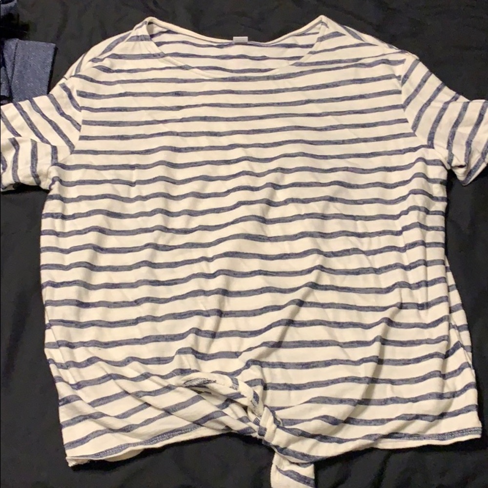Striped Tie Knot Crop Shirt